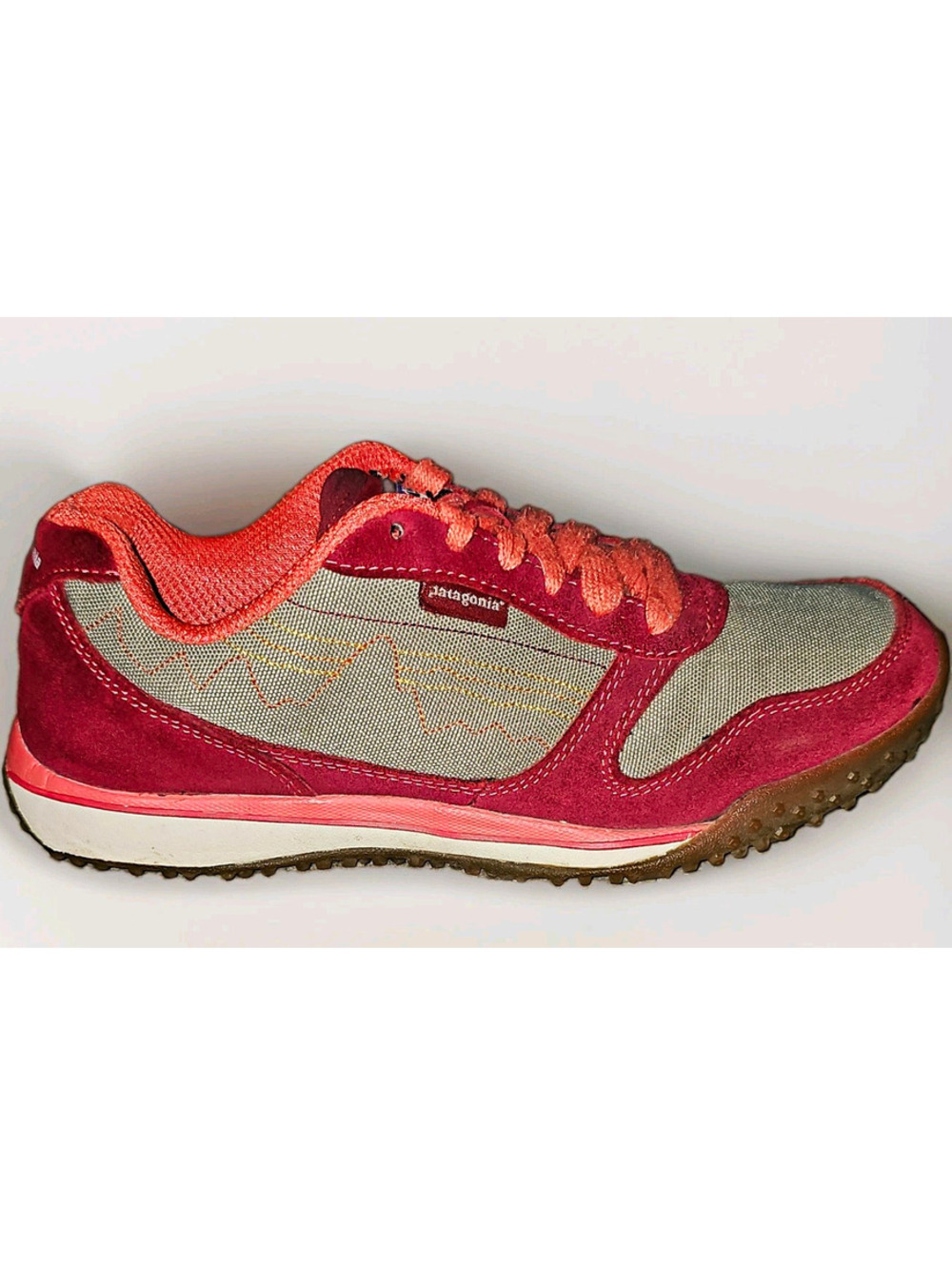Patagonia Women's Low Top Colorblock Sneaker Waxed Red Suede Mesh T81578